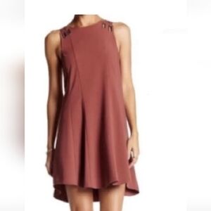 Free people Baby Love Trapeze Rust colored mini swing dress Grommet shoulders Sm